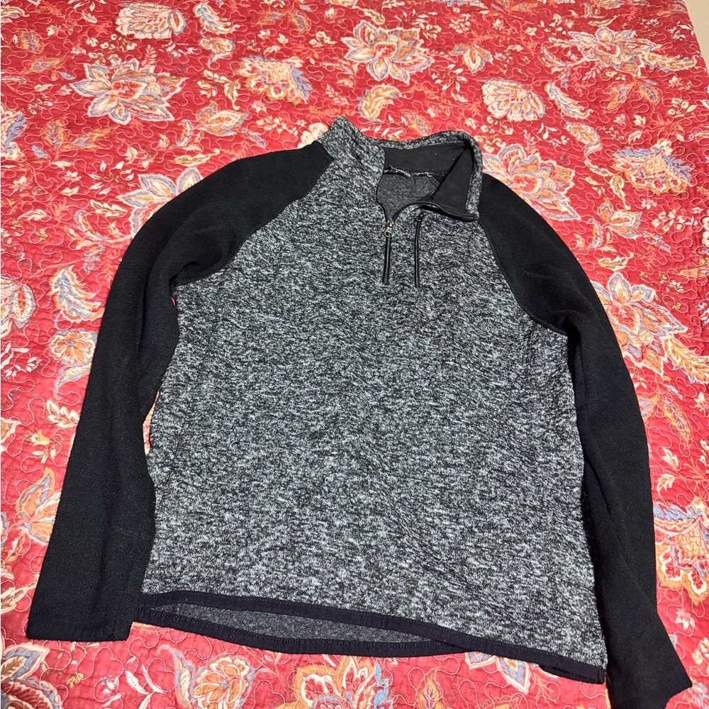 Beverly Hills Polo Club Black and Gray Zip Up Sweater